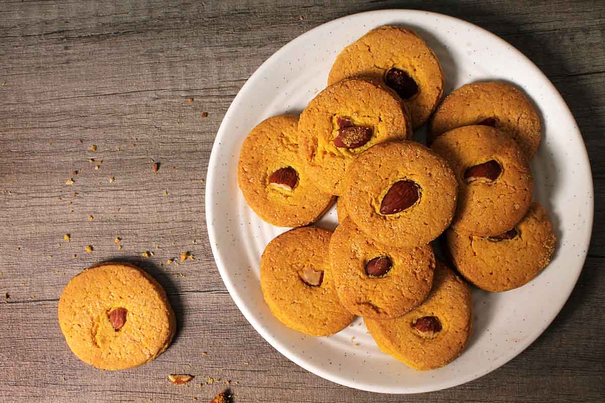 Badam Coconut Biscuits 250 Gm