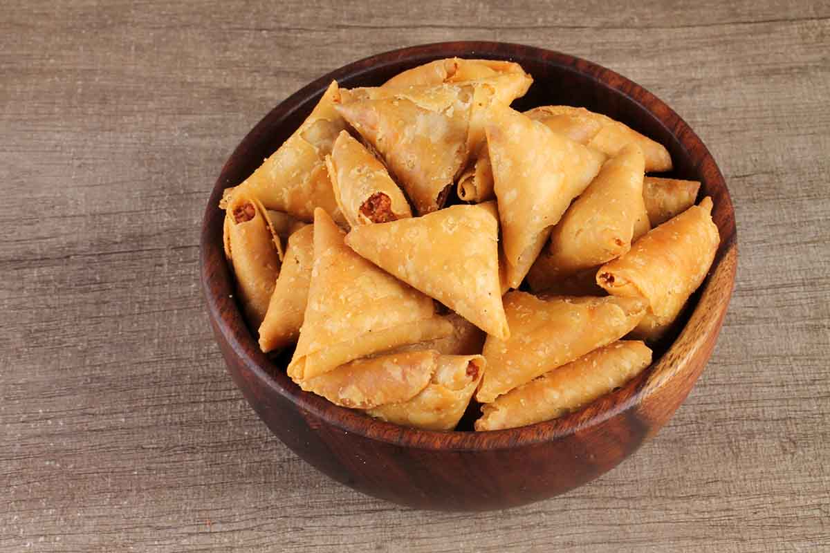 Dry Mini Samosa 200 Gm