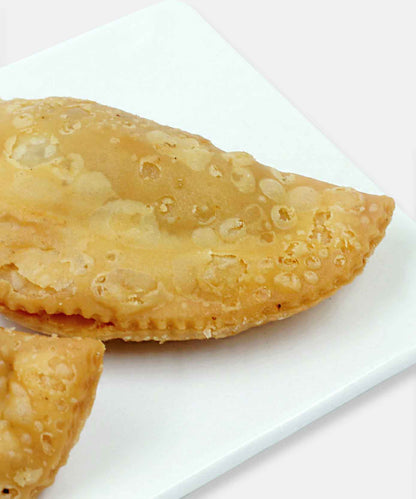Coconut Karanji 5 Pc