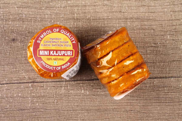 MINI KAJU PURI SWEET 4 PIECES