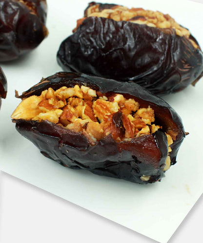 Almond Caramel Dates Sweets 500 Gm